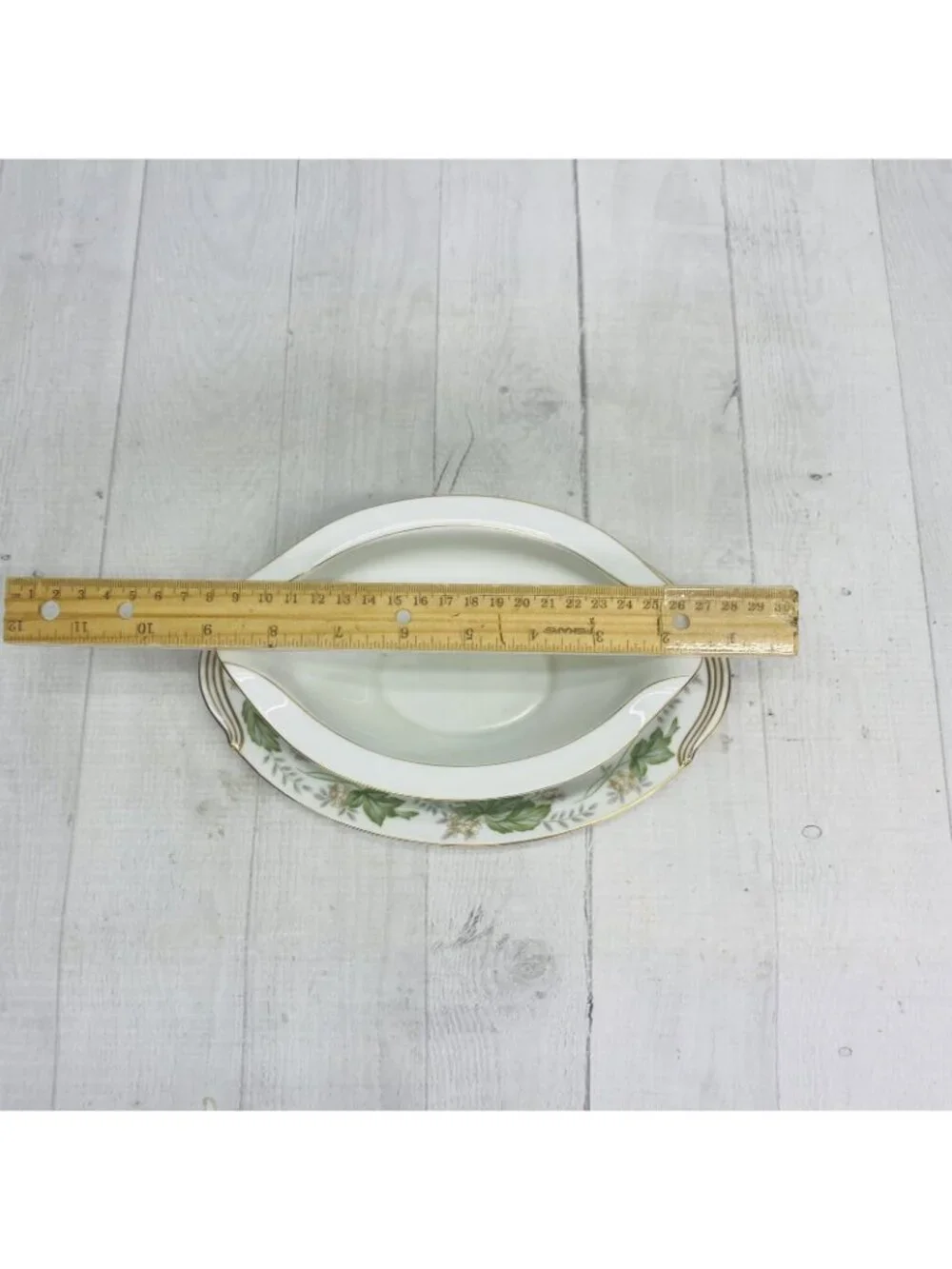 MCM Noritake DAPHNE 5312 Tan White Flower Gravy Boat With Attached Under Plate